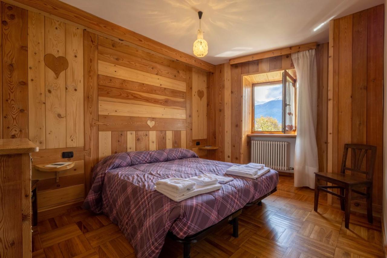 Le Vieux Noyer - Appartamenti Al Verde Villaggio Di Rumiod Saint-Pierre Eksteriør billede