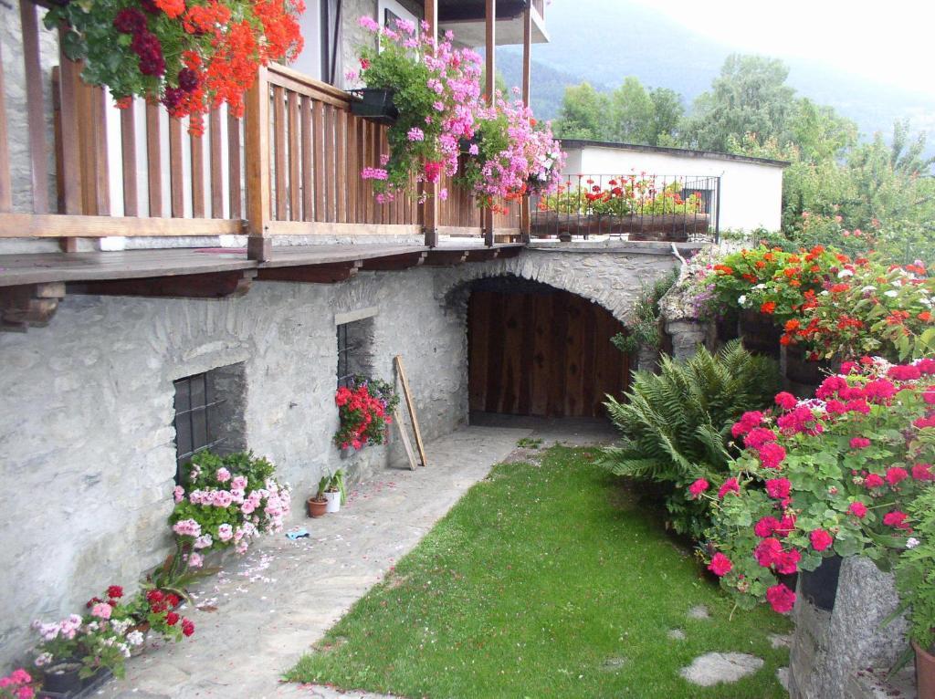 Le Vieux Noyer - Appartamenti Al Verde Villaggio Di Rumiod Saint-Pierre Eksteriør billede